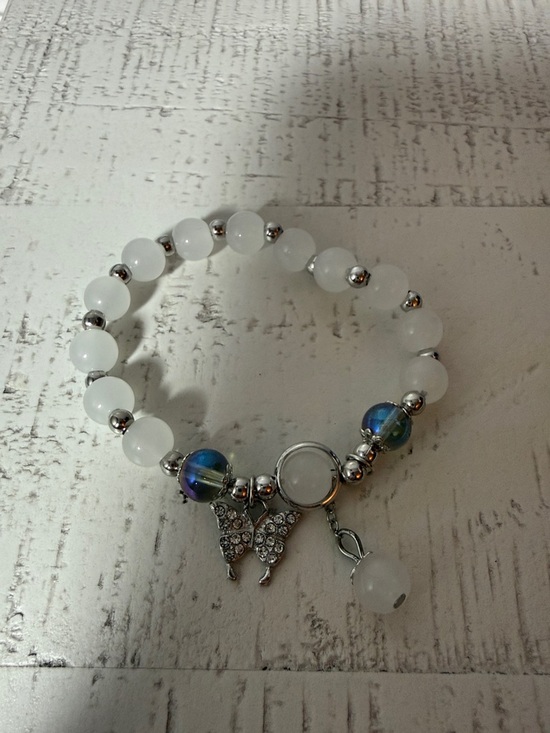 Jewelry - White Beaded Butterfly Charm Bracelet - Unbranded